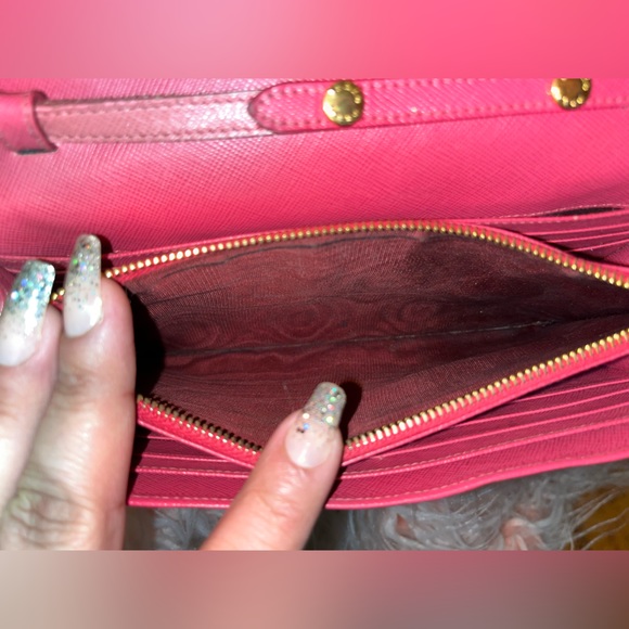 Authentic Prada Saffiano Wallet/Crossbody purse. - Picture 8 of 11